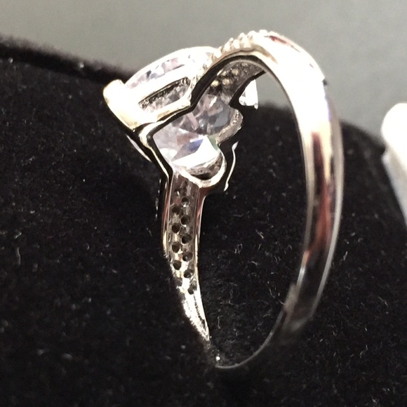Heart Shape White CZ Diamond Sterling Silver Ring - Picture 5 of 7